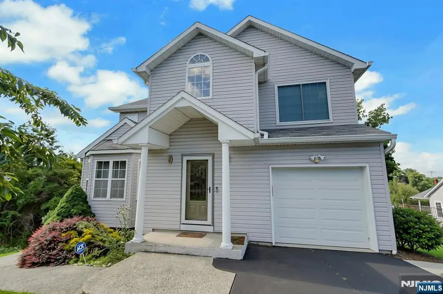 14 Summit Court, Hackensack, NJ 07601 - #2