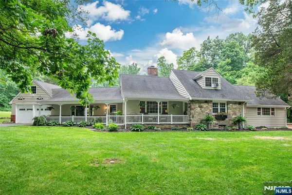 405 Springdale Greendell Road, Newton, NJ 07860