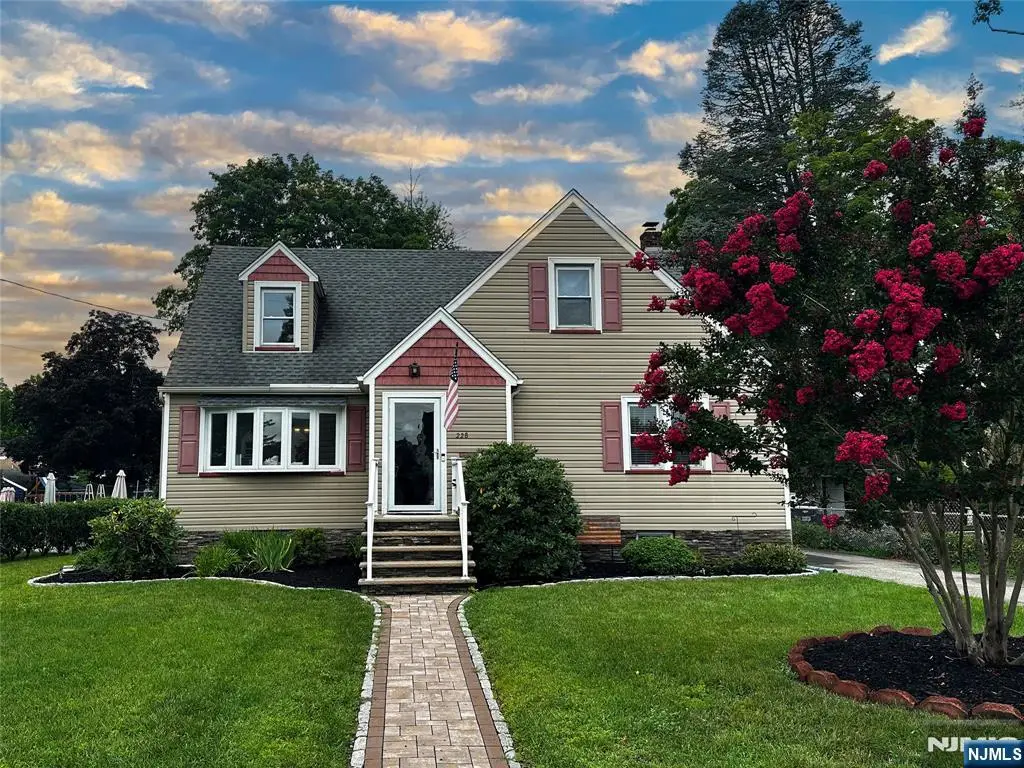 228 Broadway, Pompton Lakes, NJ 07442 - #1