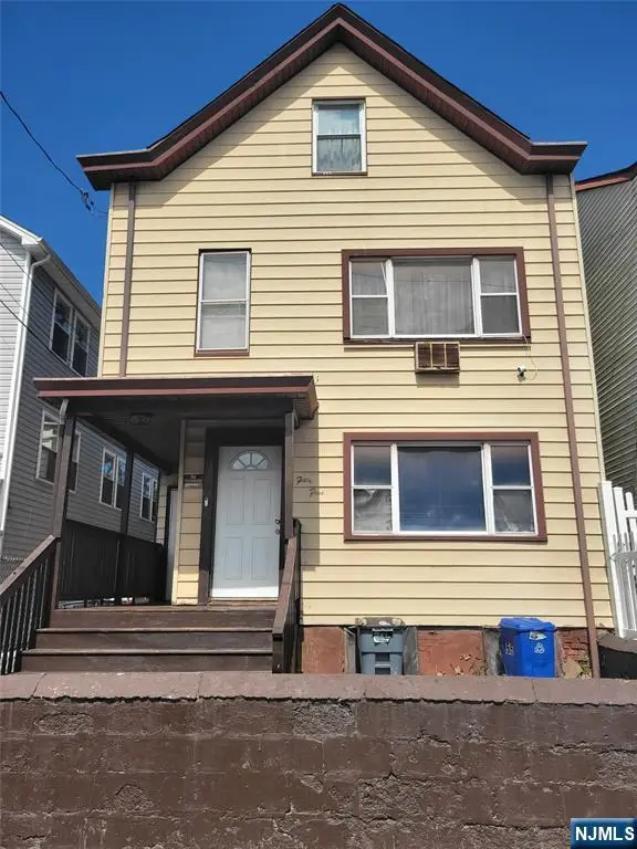 55 6th Street, Paterson, NJ 07522 - #1