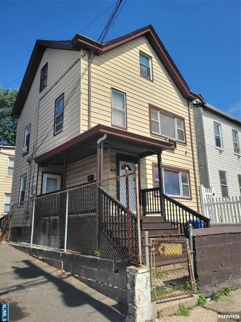 55 6th Street, Paterson, NJ 07522 - #2