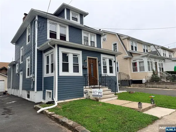 16 Wills Place, Irvington, NJ 07111