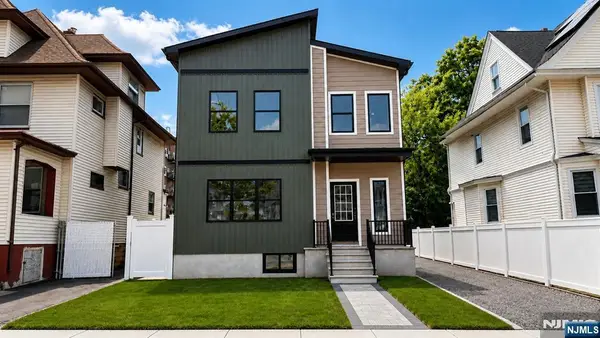 21 Hampton Terrace, East Orange, NJ 07018
