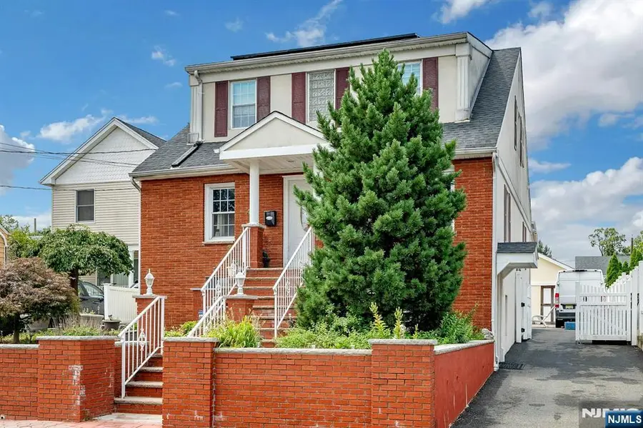 446 Post Avenue, Lyndhurst, NJ 07071 - #2