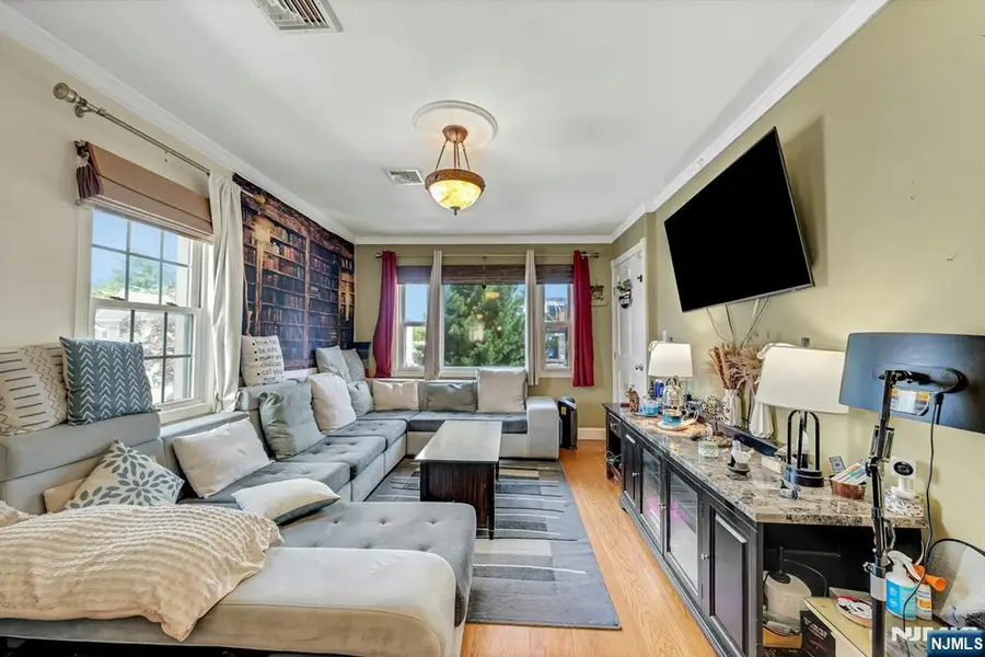 446 Post Avenue, Lyndhurst, NJ 07071 - #3