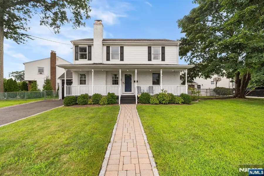 2 Derby Lane, Dumont, NJ 07628 - #3