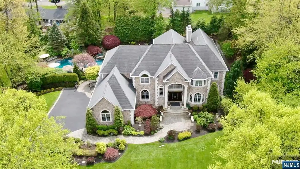 457 Devonshire Drive, Franklin Lakes, NJ 07417 - #1