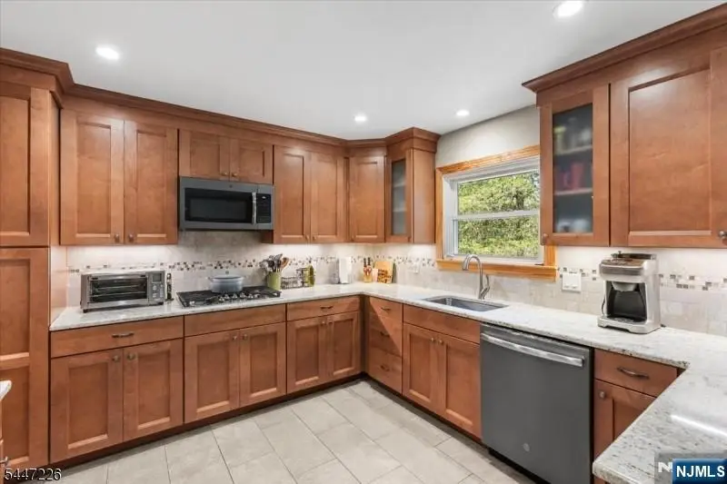 965 Edgewood Drive, Stillwater, NJ 07860 - #2