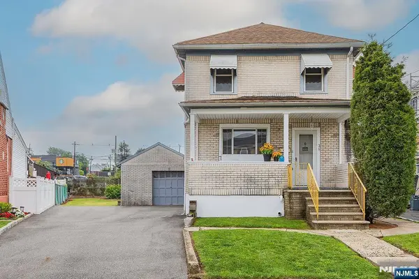26 Kearney Street, Lyndhurst, NJ 07071
