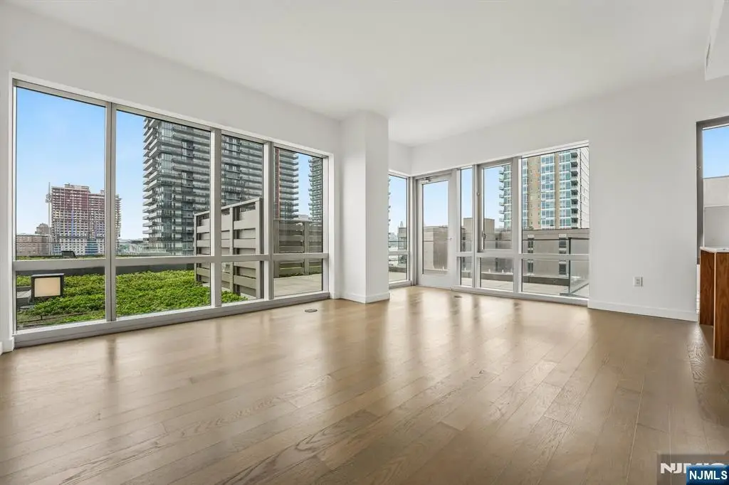 75 Park Lane, Jersey City, NJ 07310 - #1