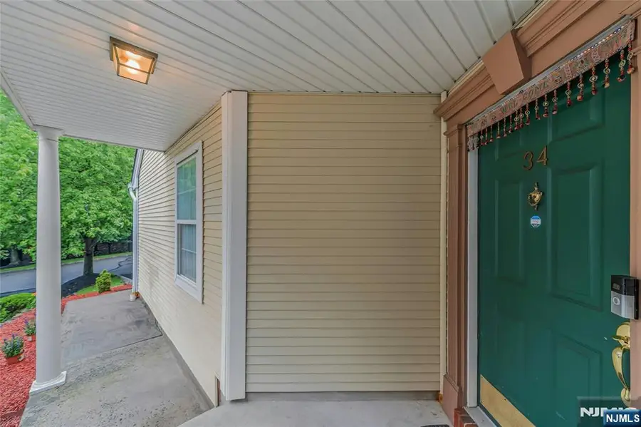 34 Eider Court, Wayne, NJ 07470 - #3