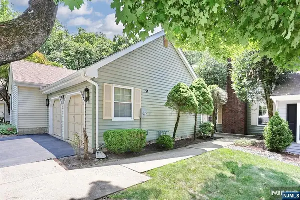 14 Birdseye Circle, Wayne, NJ 07470