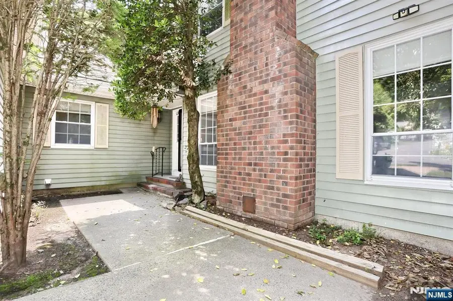 14 Birdseye Circle, Wayne, NJ 07470 - #3