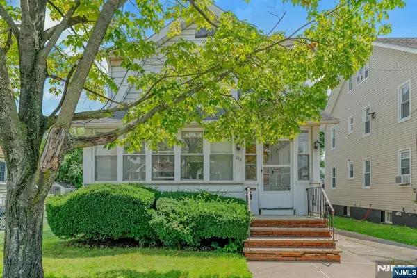 216 Irving Place, Lyndhurst, NJ 07071