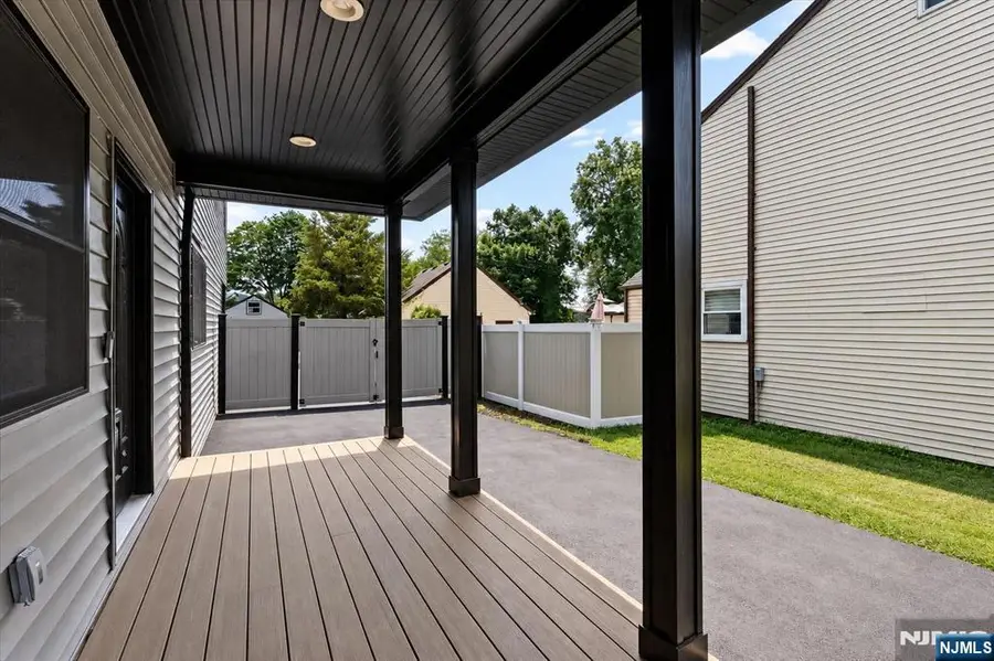 1074 Colfax Avenue, Pompton Lakes, NJ 07442 - #3