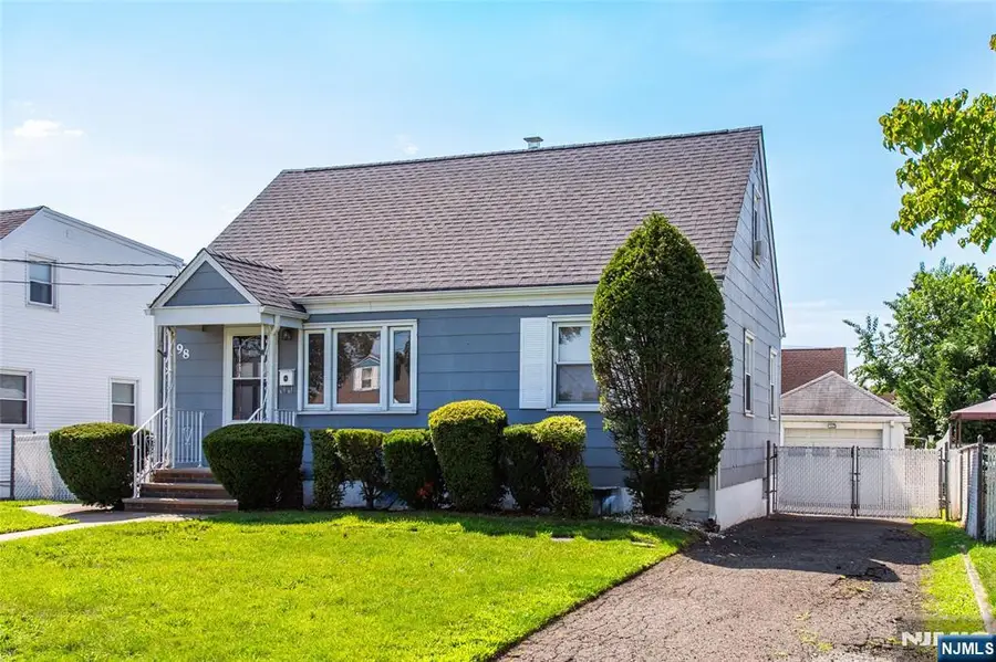 98 Tuella Avenue, Elmwood Park, NJ 07407 - #3