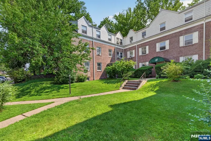 140 W Englewood Avenue 5B, Teaneck, NJ 07666 - #2