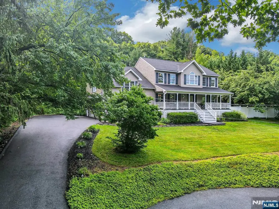 588 Stonetown Road, Ringwood, NJ 07456 - #3