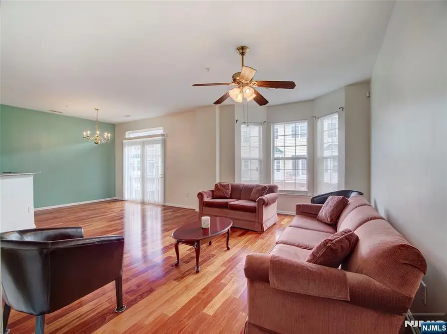 1112 Hamilton Street, Belleville, NJ 07109 - #3