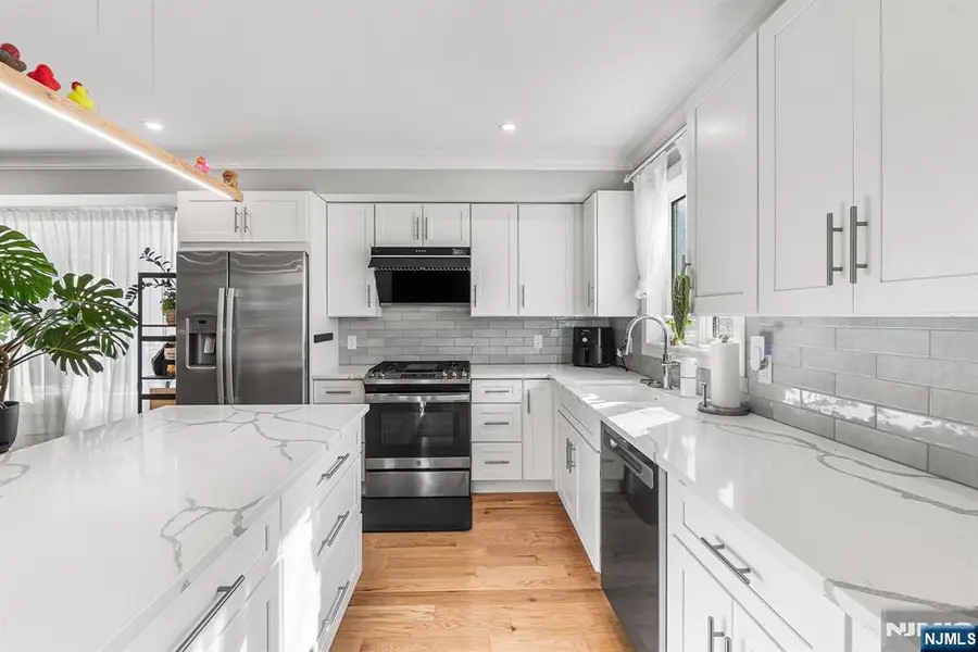 305 8th Street 1, Fairview, NJ 07022 - #3