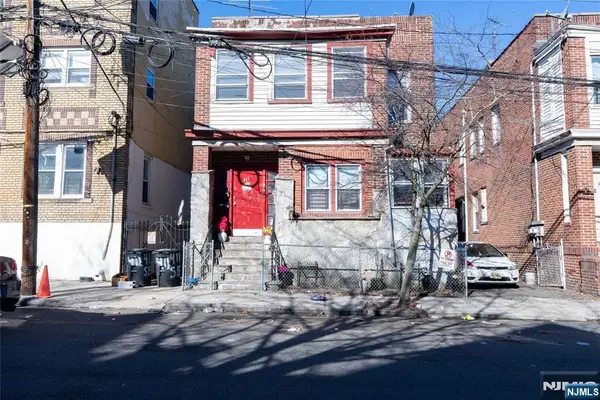 411 S 15th Street, Newark, NJ 07103