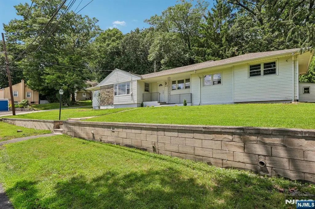 33 Lotz Street, North Haledon, NJ 07508 - #1