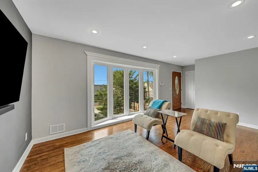 774 Ravenhill Place, Ridgefield, NJ 07657 - #3