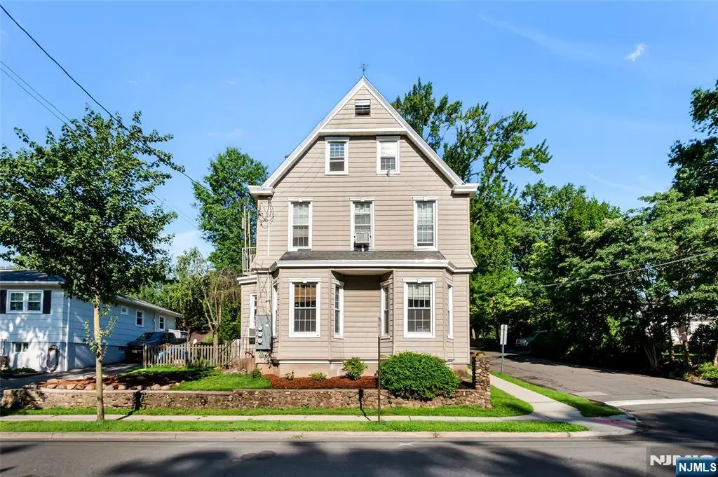 809 Park Avenue, River Edge, NJ 07661 - #1
