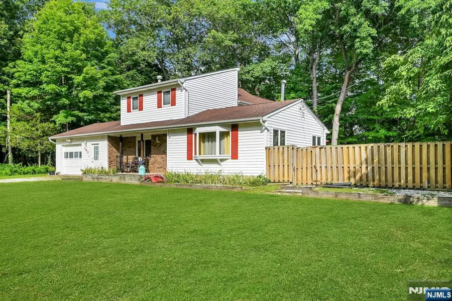 380 Ringwood Avenue, Wanaque, NJ 07465 - #2