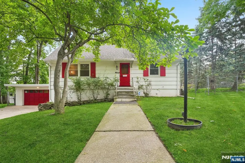 107 Roland Street, Park Ridge, NJ 07656 - #1