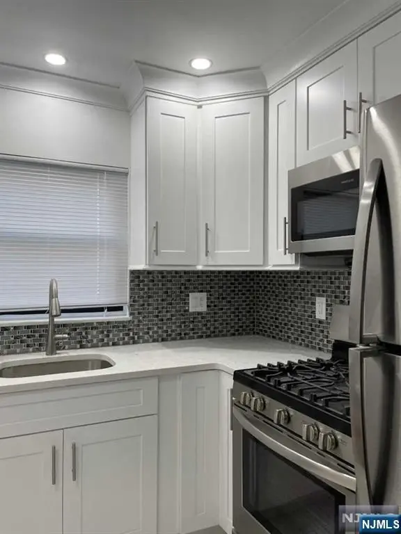 2165C N Central Road C, Fort Lee, NJ 07024 - #2