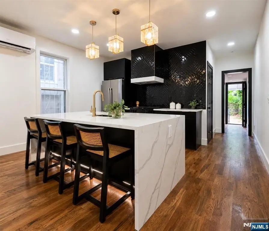 22 Union Street, Jersey City, NJ 07304 - #2