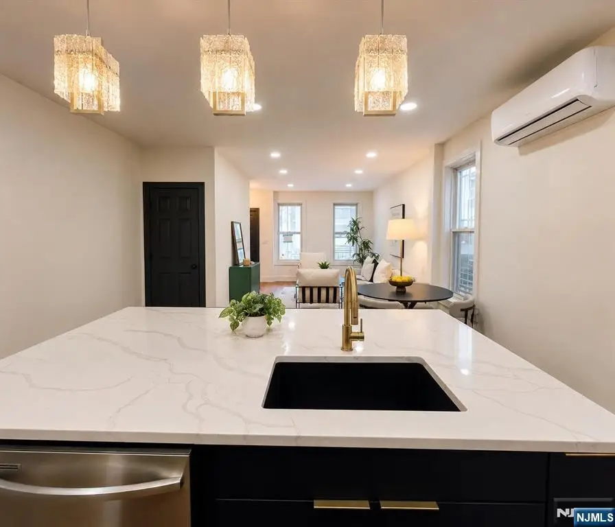 22 Union Street, Jersey City, NJ 07304 - #3