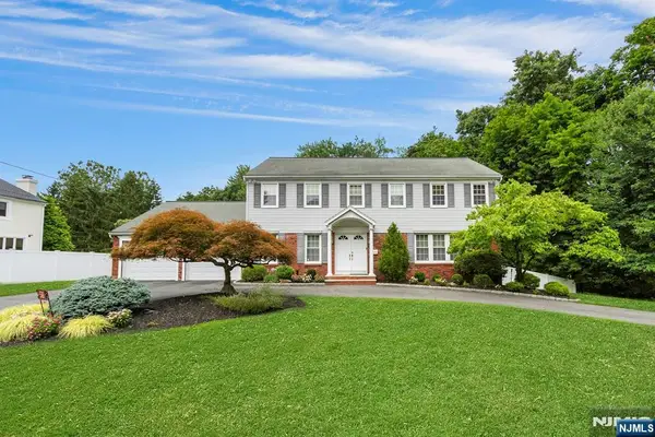 56 O Shaughnessy Lane, Closter, NJ 07624