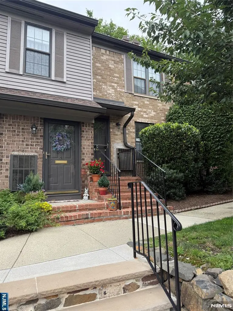 181 Long Hill Road, Little Falls, NJ 07424 - #1