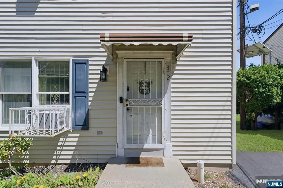 312 Littleton Avenue 804, Newark, NJ 07103 - #3