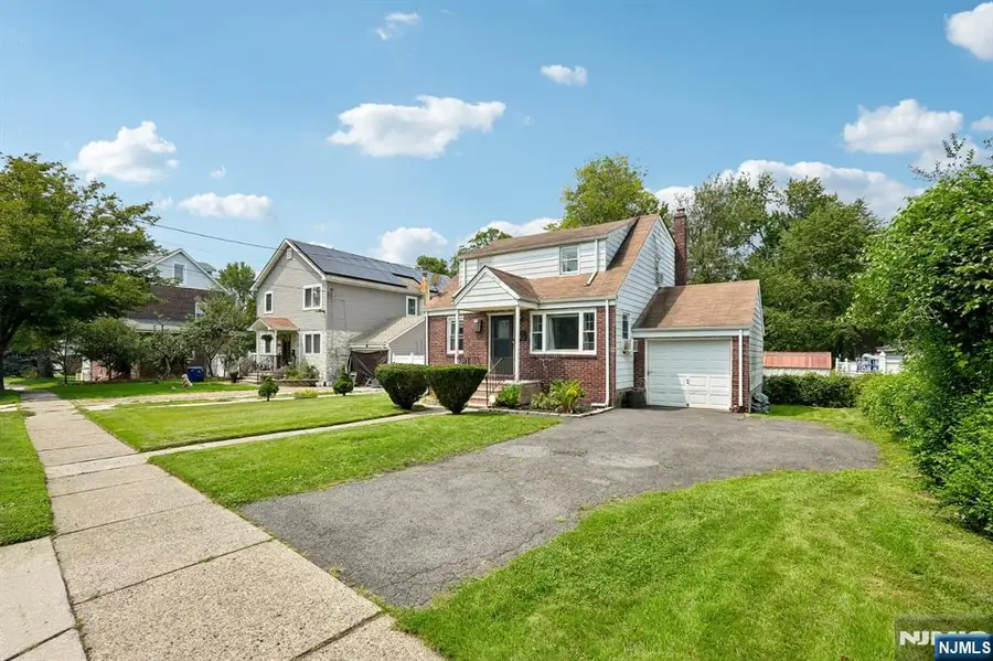 560 Glenwood Avenue, Teaneck, NJ 07666 - #2