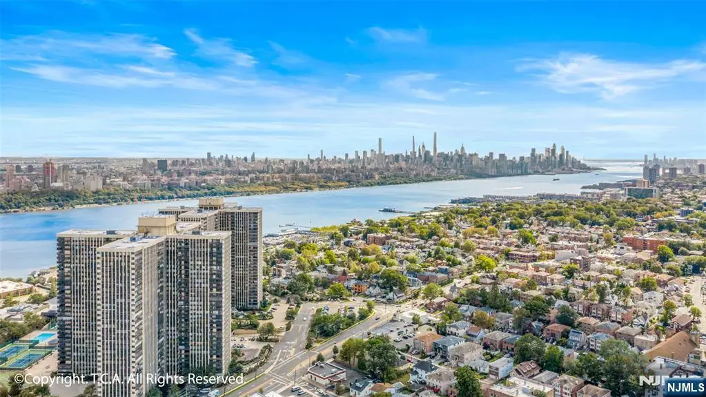 200 Winston Drive 2002, Cliffside Park, NJ 07010 - #1