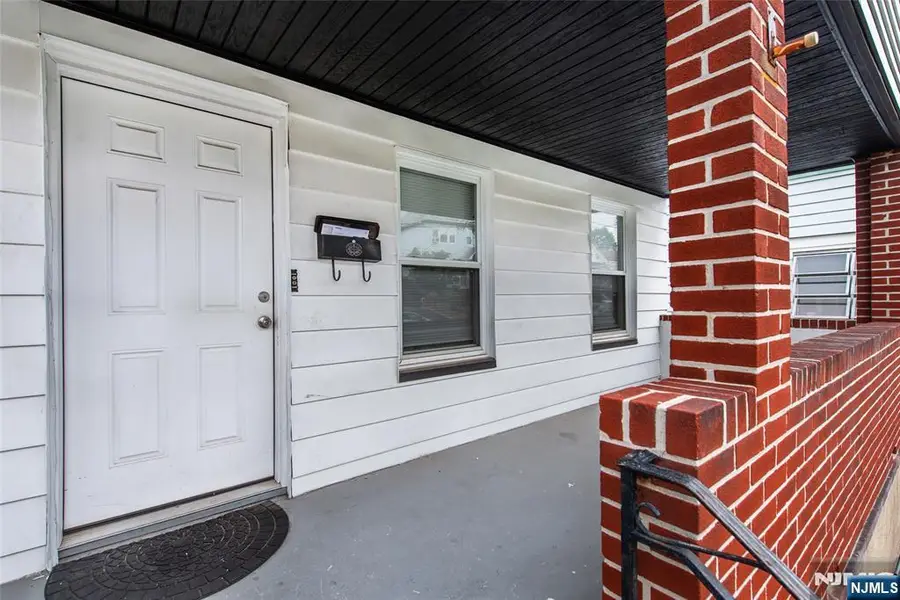22 Comfort Place, Clifton, NJ 07011 - #3