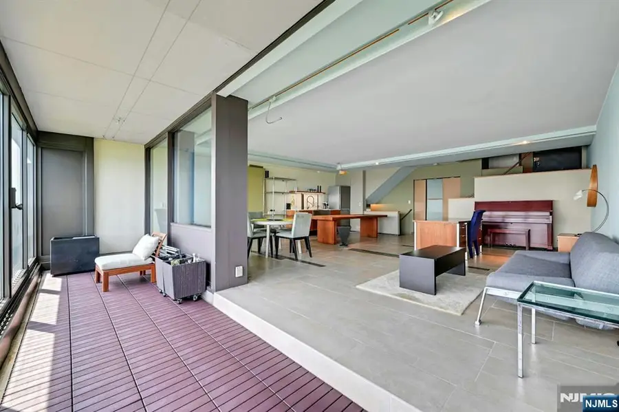 3 Horizon Road 1030, Fort Lee, NJ 07024 - #2