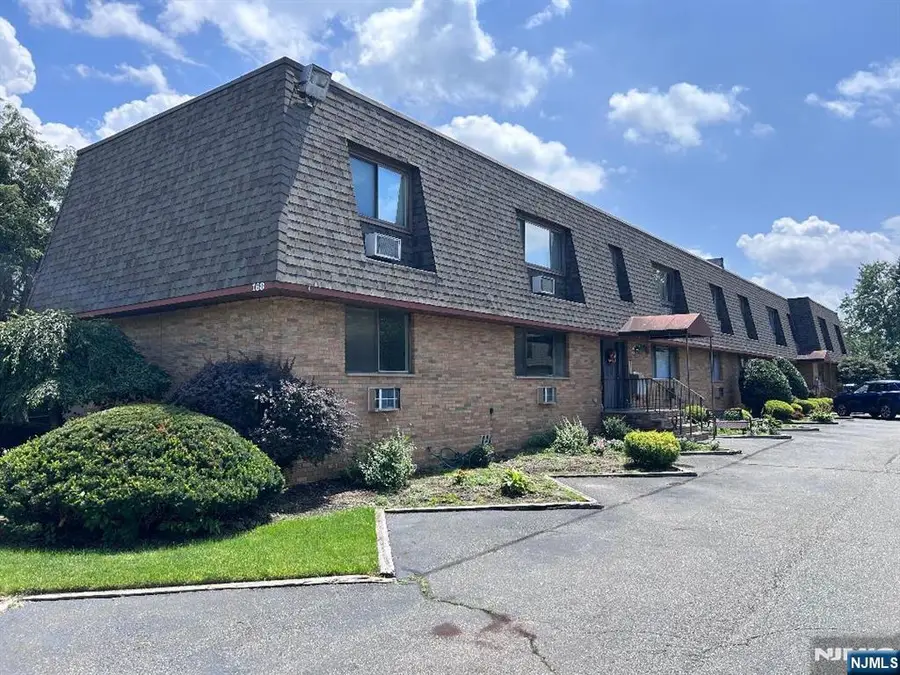 168 Diamond Bridge Avenue 1, Hawthorne, NJ 07506 - #2