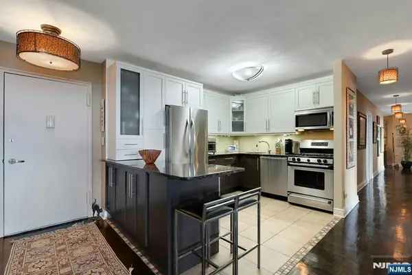 2000 Linwood Avenue 22C/D, Fort Lee, NJ 07024