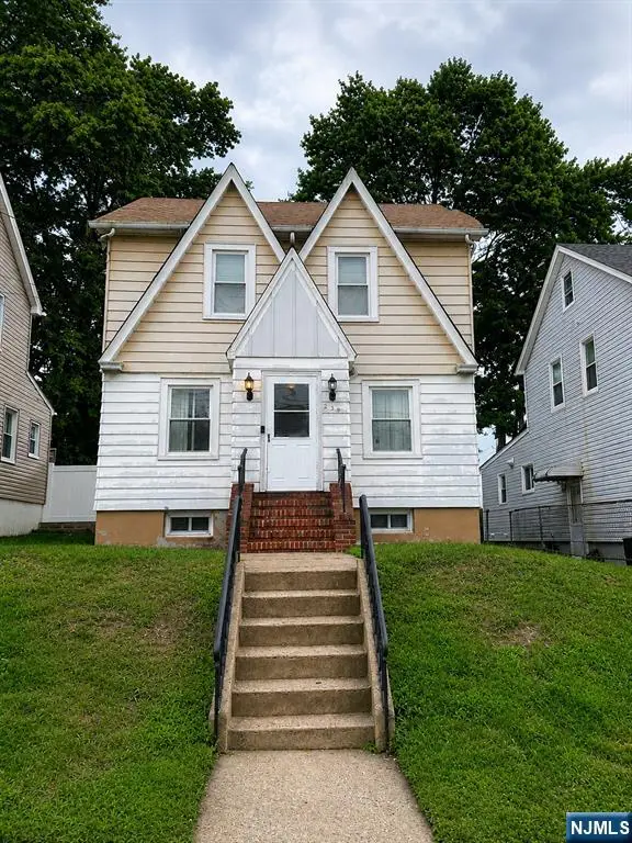 239 8th Avenue, Paterson, NJ 07514 - #1