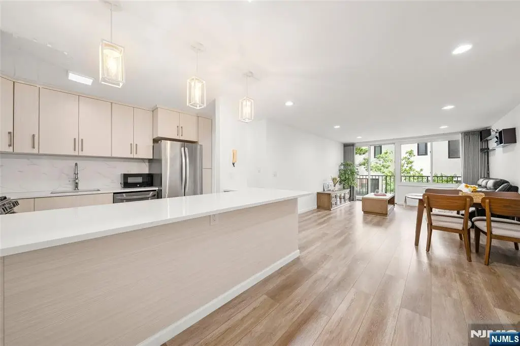 1 Wall Street 2E, Fort Lee, NJ 07024 - #1