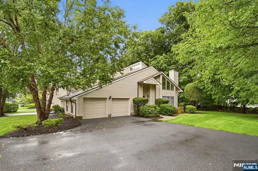 5 Valen Court 1, Franklin Lakes, NJ 07417 - #3