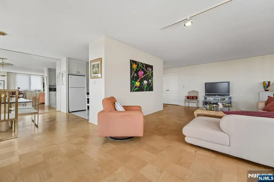 2150 Center Avenue 15E, Fort Lee, NJ 07024 - #3
