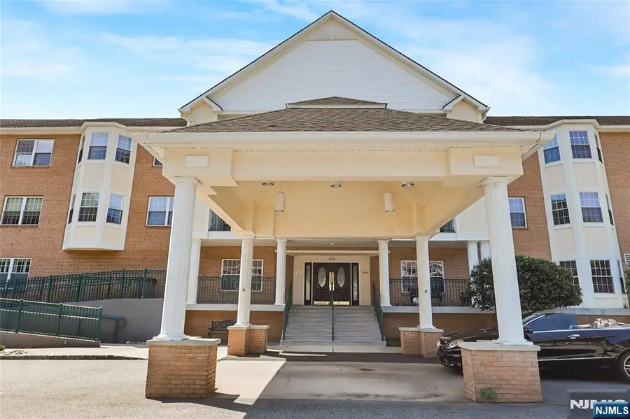 401 Dercole 211, Norwood, NJ 07648 - #2