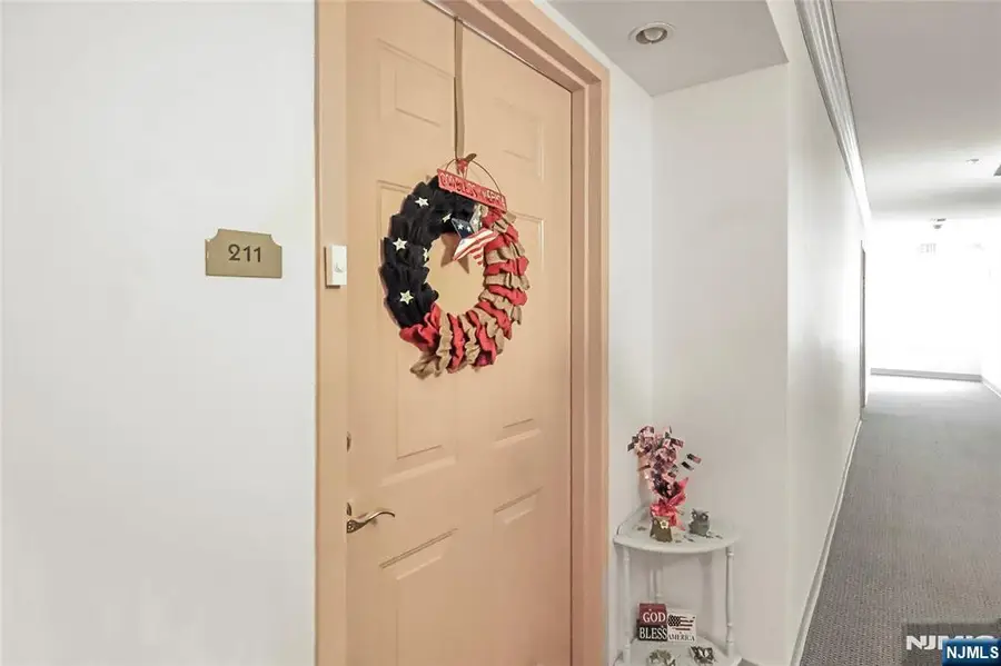 401 Dercole 211, Norwood, NJ 07648 - #3