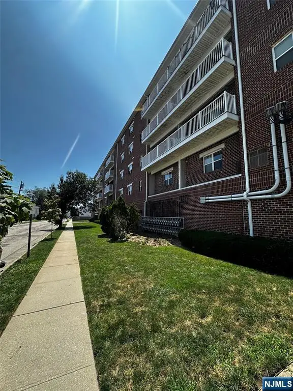39 Union Street 201, Hackensack, NJ 07601 - #2