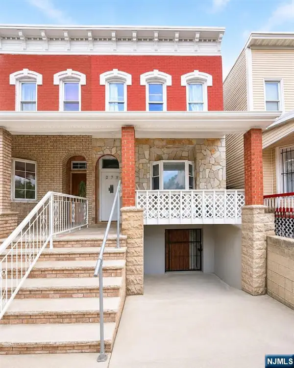 279 6th Street, Newark, NJ 07107